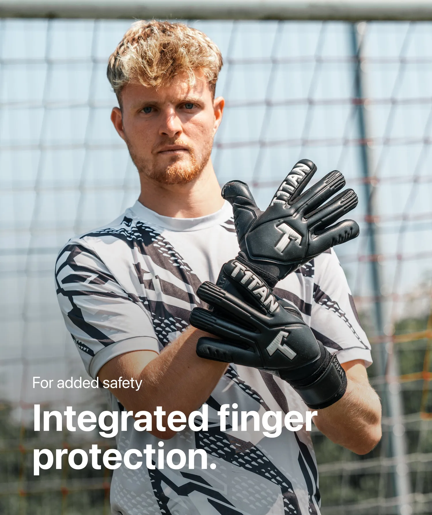 T1TAN Legend 1.0 Black-Out målmandshandsker fingersikring