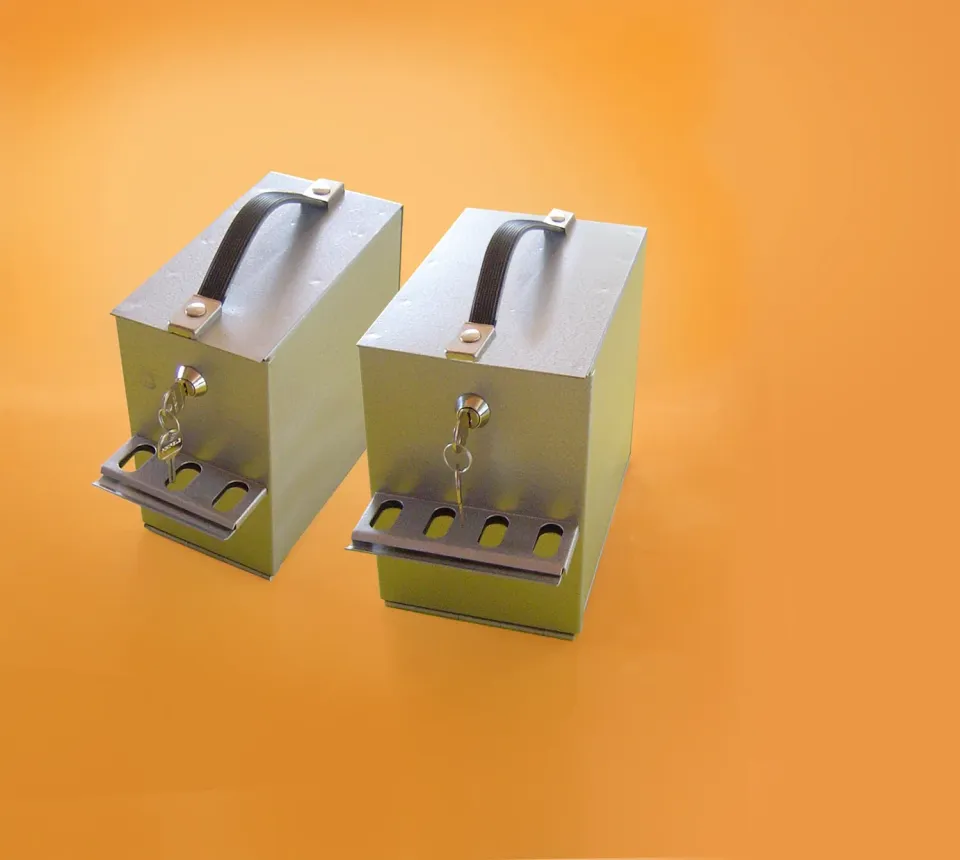 RBM Sportsartikel billetboks metal aflåselig 250 mm