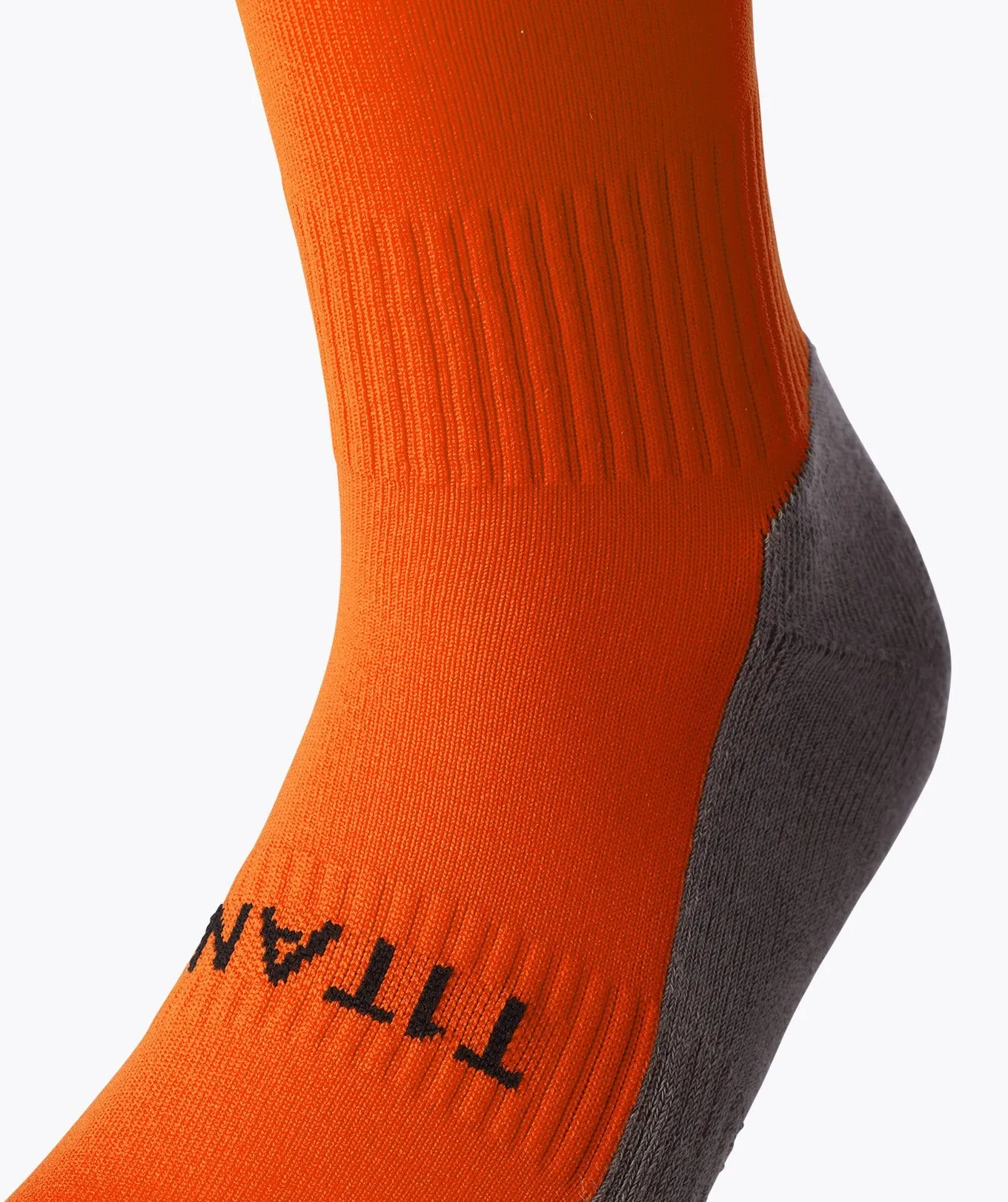 T1TAN fodboldstrømper orange str 6-8,5 sokker