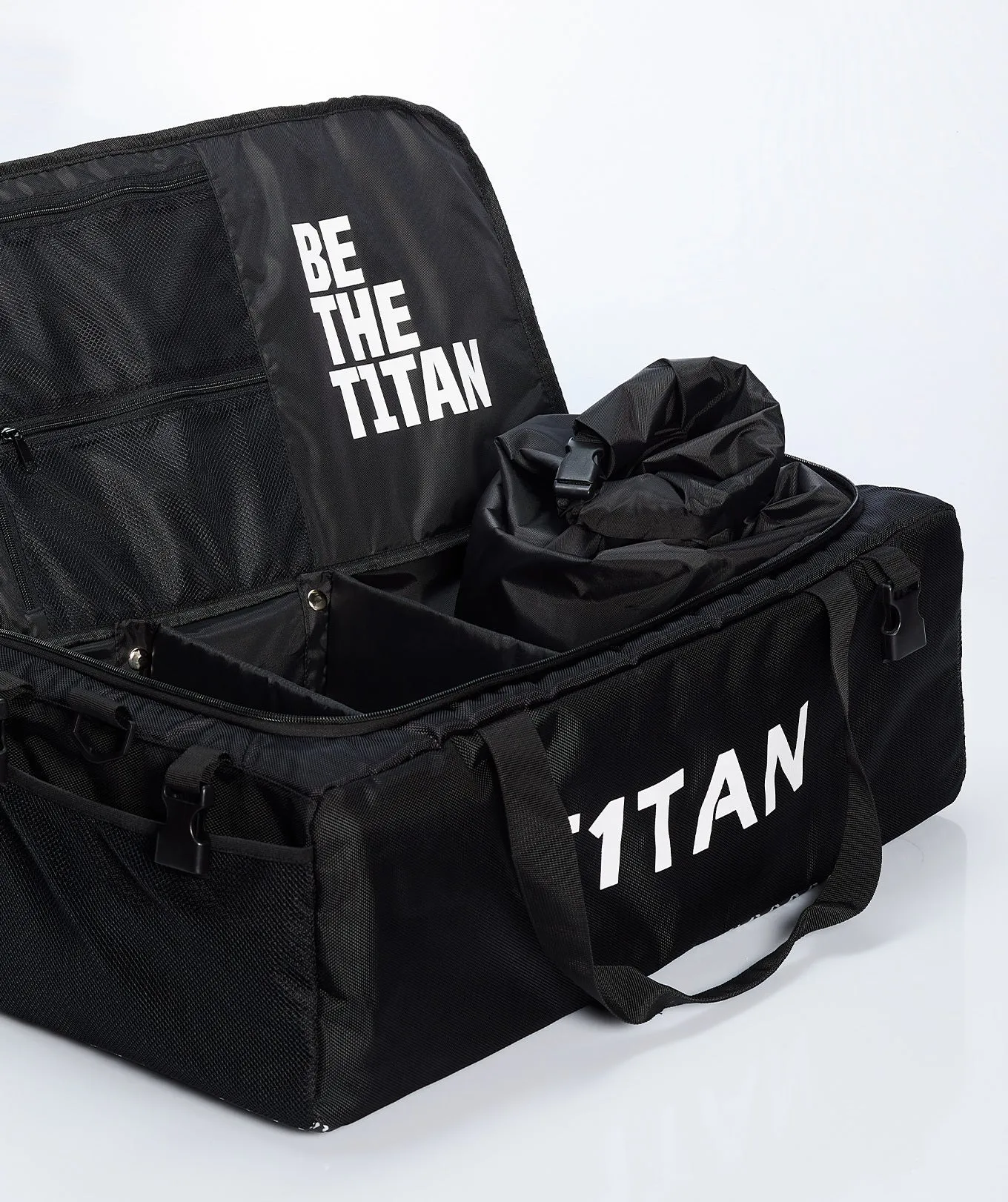 T1TAN Sportsbag sportstaske sort med refleks
