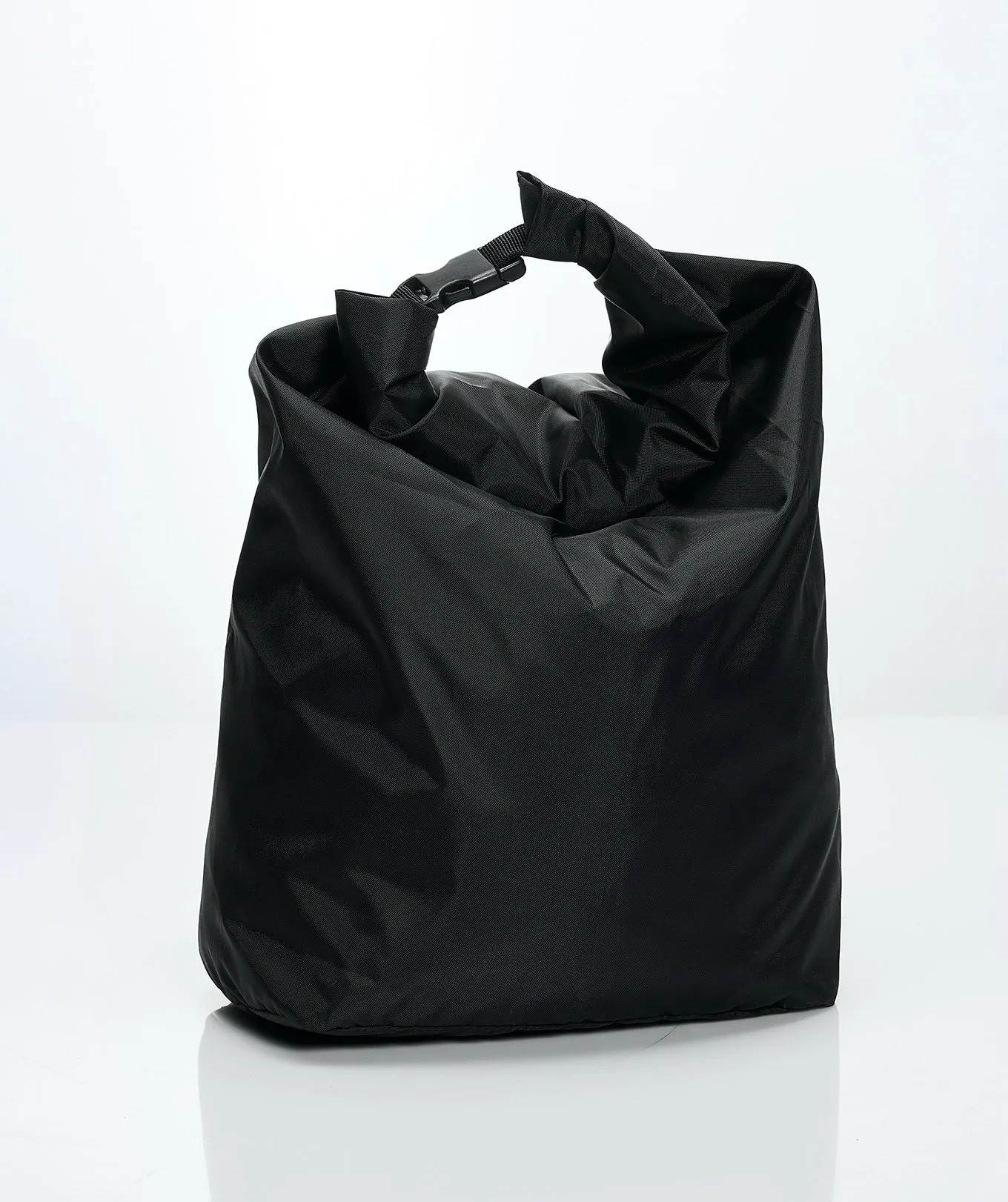 T1TAN Sportsbag sportstaske sort med refleks