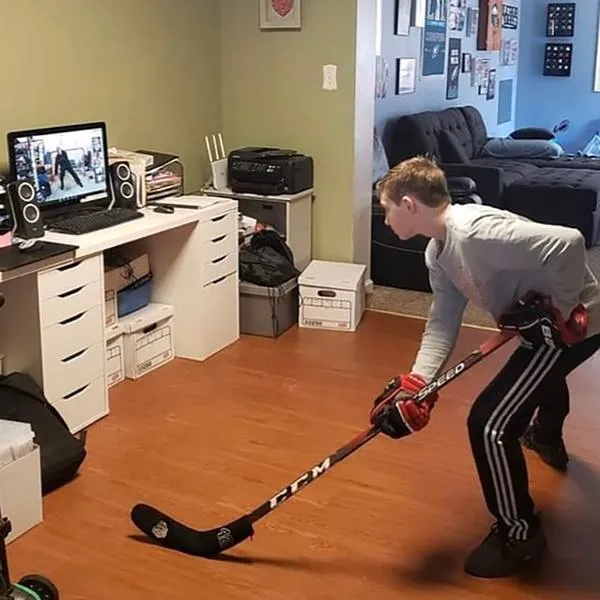 Hockey Wrap Around Sockey bladbeskytter indendørs